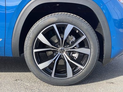 2025 Volkswagen Atlas Cross Sport 2.0T SEL Premium R-Line