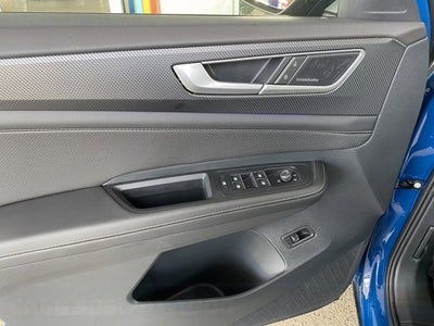 2025 Volkswagen Atlas Cross Sport 2.0T SEL Premium R-Line