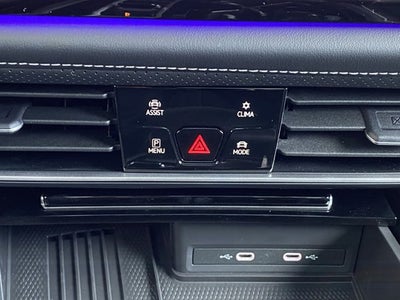 2025 Volkswagen Atlas Cross Sport 2.0T SEL Premium R-Line