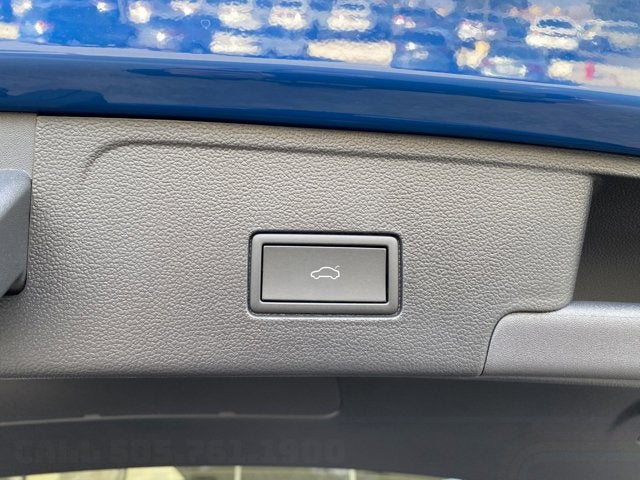 2025 Volkswagen Atlas Cross Sport 2.0T SEL Premium R-Line