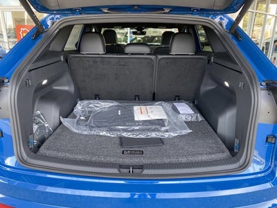 2025 Volkswagen Atlas Cross Sport 2.0T SEL Premium R-Line