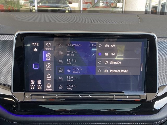 2025 Volkswagen Atlas Cross Sport 2.0T SEL Premium R-Line