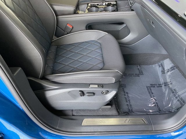 2025 Volkswagen Atlas Cross Sport 2.0T SEL Premium R-Line