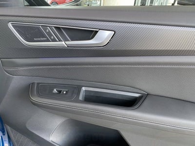 2025 Volkswagen Atlas Cross Sport 2.0T SEL Premium R-Line