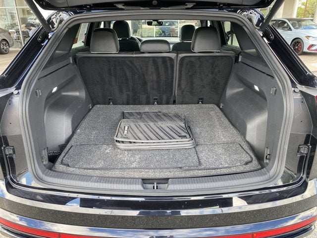 2024 Volkswagen Atlas Cross Sport 2.0T SEL Premium R-Line