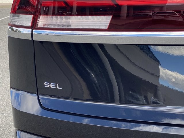 2024 Volkswagen Atlas Cross Sport 2.0T SEL Premium R-Line