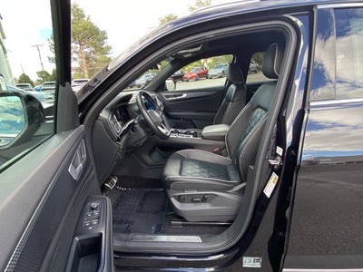 2024 Volkswagen Atlas Cross Sport 2.0T SEL Premium R-Line