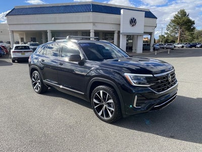 2024 Volkswagen Atlas Cross Sport 2.0T SEL Premium R-Line