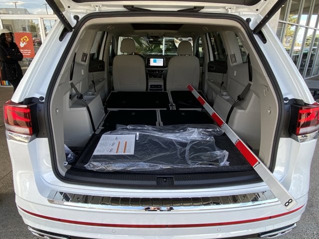 2026 Volkswagen Atlas 2.0T SEL Premium R-Line