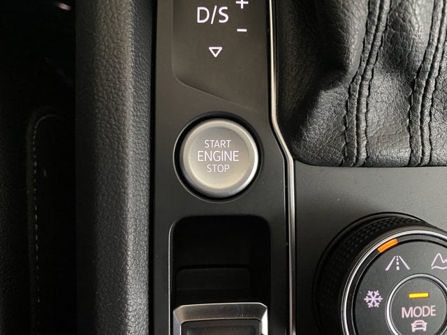 2021 Volkswagen Atlas 3.6L V6 SEL Premium R-Line