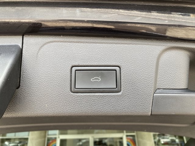 2021 Volkswagen Atlas 3.6L V6 SEL Premium R-Line