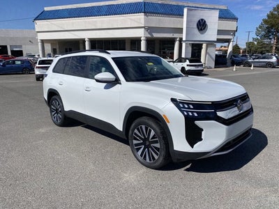 2027 Volkswagen Atlas SE with Technology