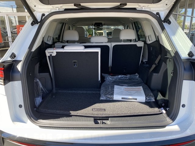 2027 Volkswagen Atlas SE with Technology