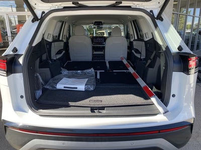 2027 Volkswagen Atlas SE with Technology