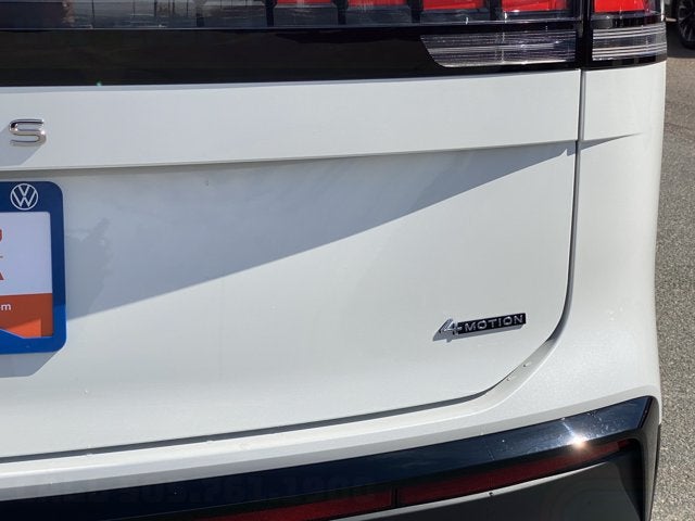 2027 Volkswagen Atlas SE with Technology