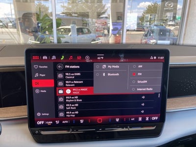 2027 Volkswagen Atlas SE with Technology
