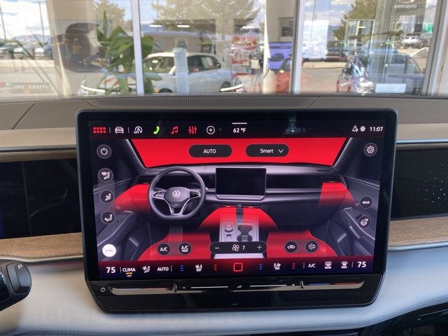 2027 Volkswagen Atlas SE with Technology
