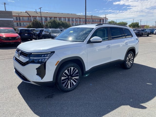 2027 Volkswagen Atlas SE with Technology