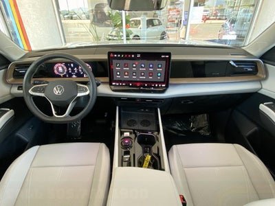 2027 Volkswagen Atlas SE with Technology