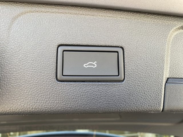 2026 Volkswagen Atlas 2.0T SE with Technology