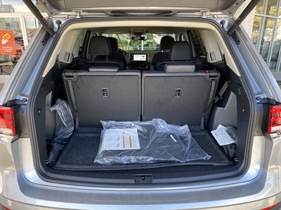 2026 Volkswagen Atlas 2.0T SE with Technology