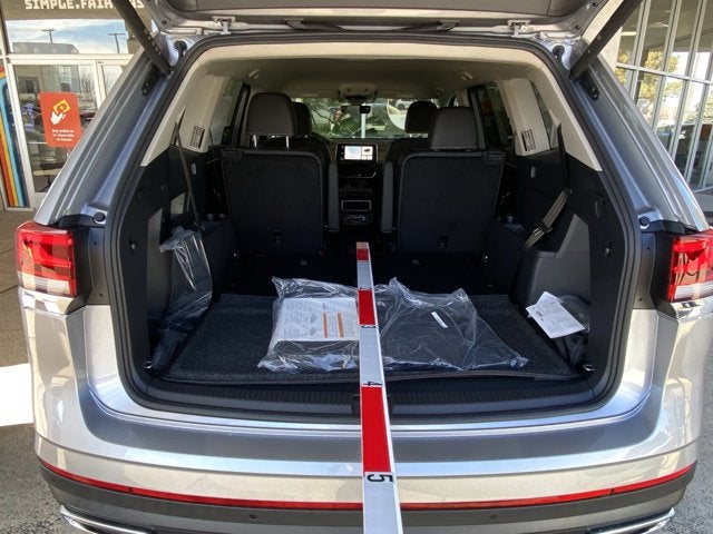 2026 Volkswagen Atlas 2.0T SE with Technology