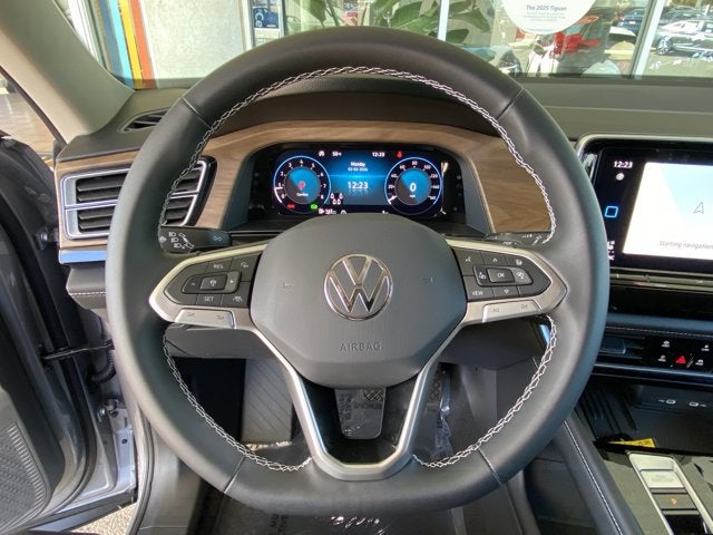 2026 Volkswagen Atlas 2.0T SE with Technology