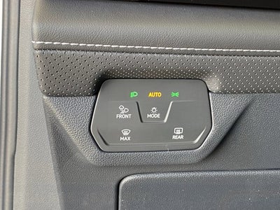 2026 Volkswagen Atlas 2.0T SE with Technology