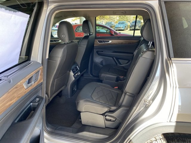 2026 Volkswagen Atlas 2.0T SE with Technology