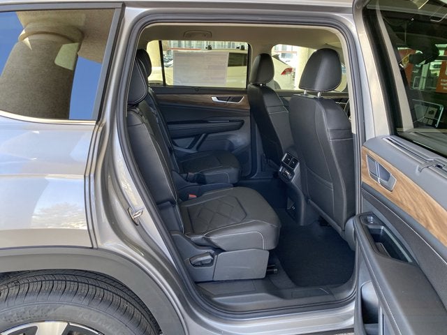 2026 Volkswagen Atlas 2.0T SE with Technology