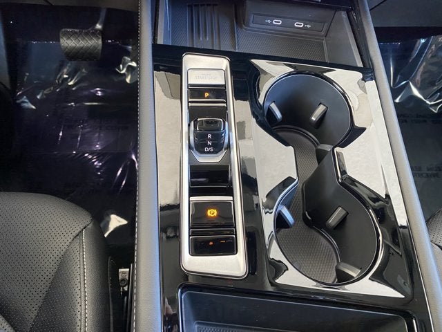 2026 Volkswagen Atlas 2.0T SE with Technology