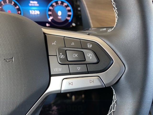 2026 Volkswagen Atlas 2.0T SE with Technology