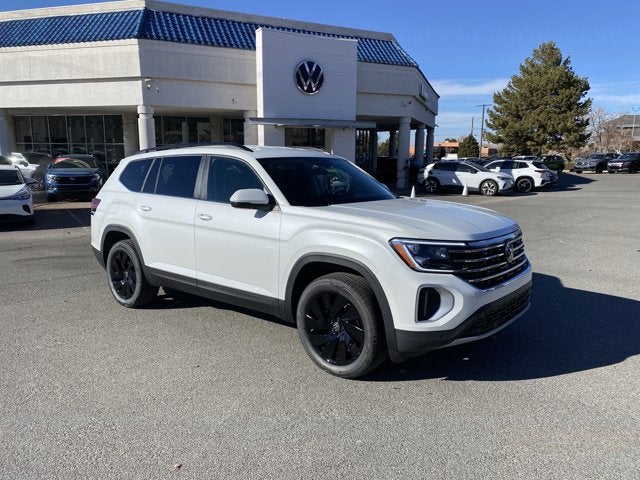 2026 Volkswagen Atlas 2.0T SE with Technology