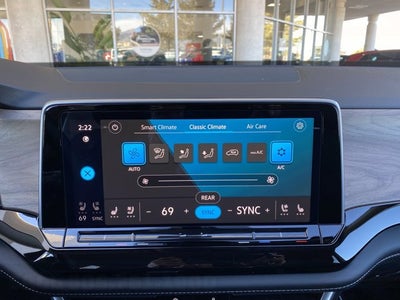 2026 Volkswagen Atlas 2.0T SE with Technology