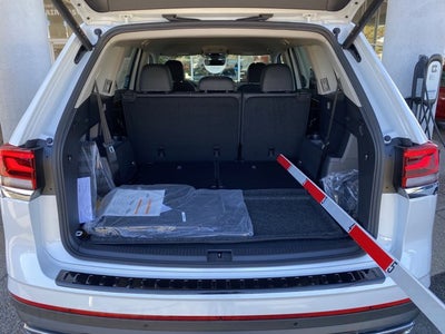 2026 Volkswagen Atlas 2.0T SE with Technology