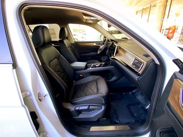 2026 Volkswagen Atlas 2.0T SE with Technology