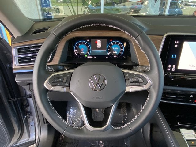 2026 Volkswagen Atlas 2.0T SE with Technology