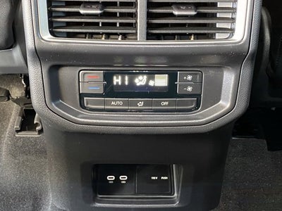 2026 Volkswagen Atlas 2.0T SE with Technology