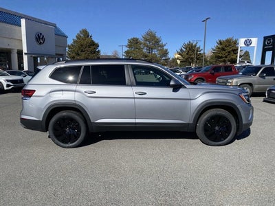 2026 Volkswagen Atlas 2.0T SE with Technology