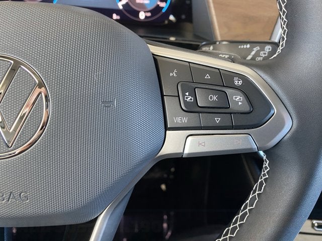 2026 Volkswagen Atlas 2.0T SE with Technology