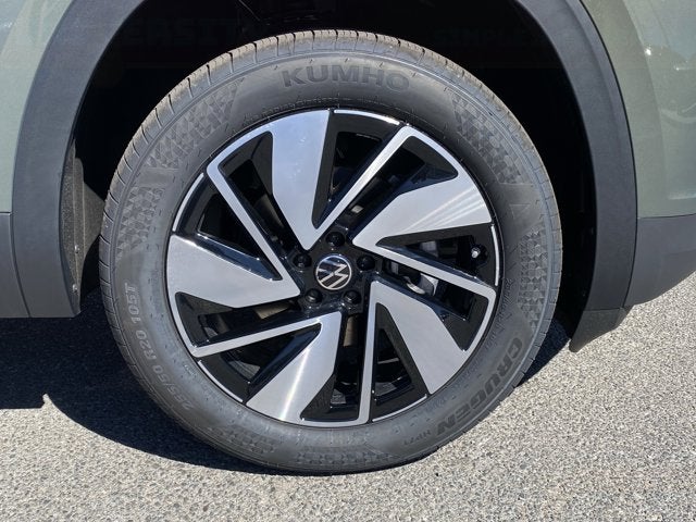 2026 Volkswagen Atlas 2.0T SE with Technology