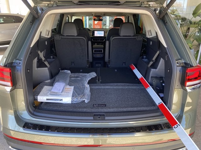 2026 Volkswagen Atlas 2.0T SE with Technology