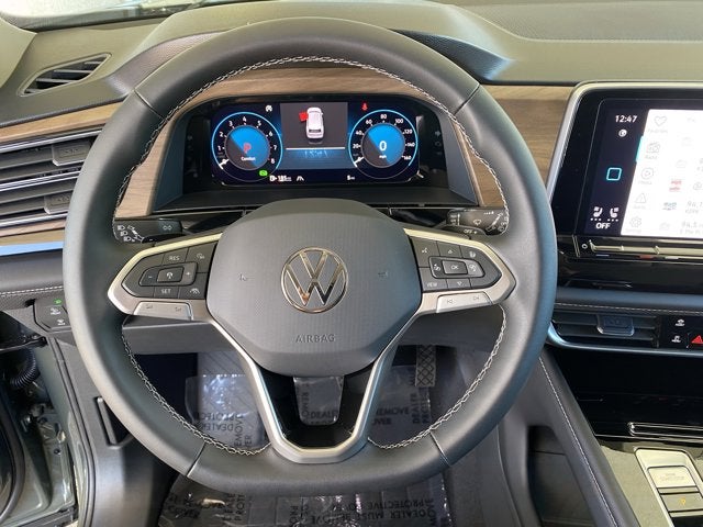 2026 Volkswagen Atlas 2.0T SE with Technology