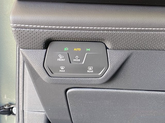 2026 Volkswagen Atlas 2.0T SE with Technology