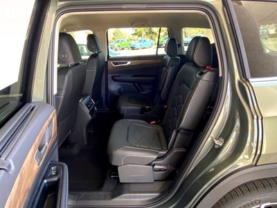 2026 Volkswagen Atlas 2.0T SE with Technology