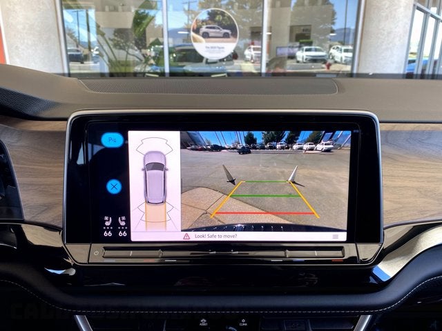 2026 Volkswagen Atlas 2.0T SE with Technology