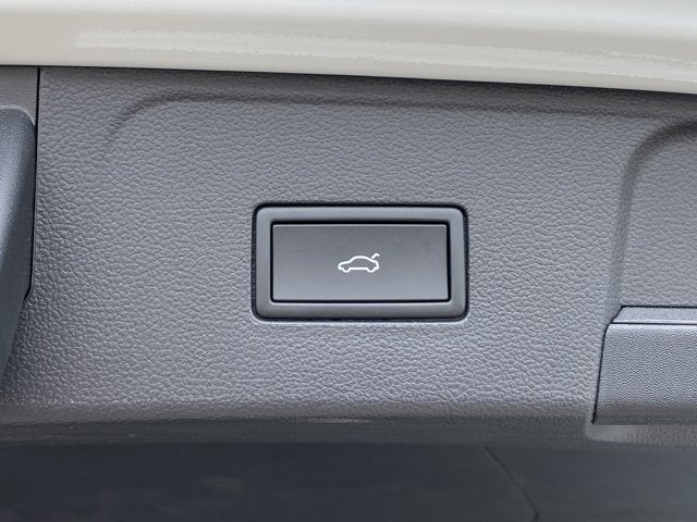 2026 Volkswagen Atlas 2.0T SE with Technology