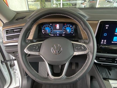2026 Volkswagen Atlas 2.0T SE with Technology