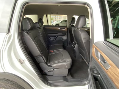 2026 Volkswagen Atlas 2.0T SE with Technology