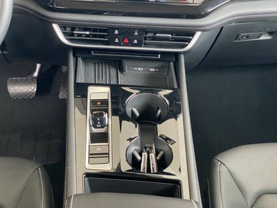 2026 Volkswagen Atlas 2.0T SE with Technology